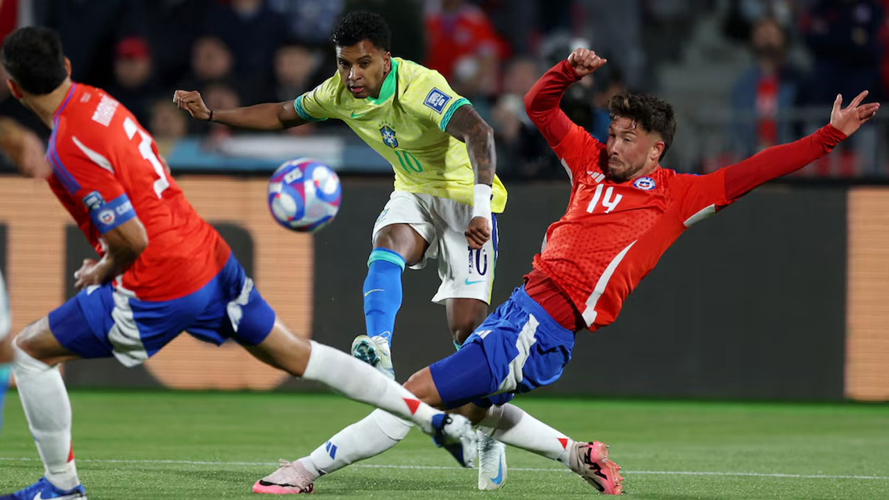 জয়ে ফিরল ব্রাজিল